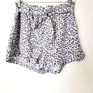 Aerie animal print shorts - M